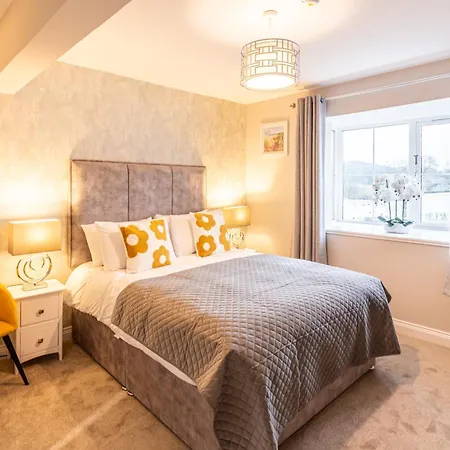 No 20 Village Killarney