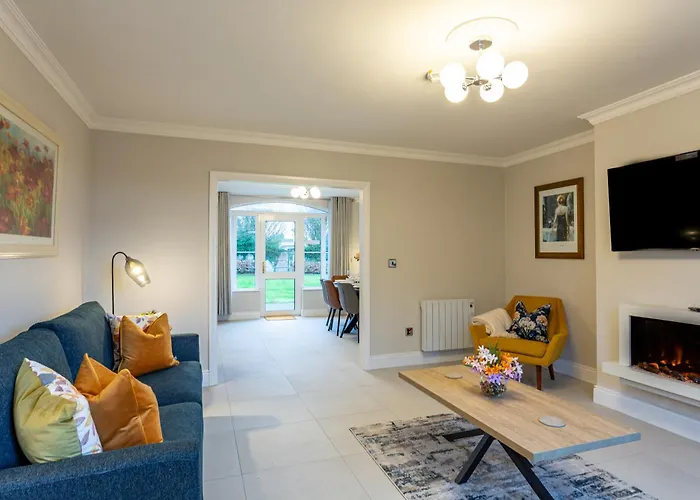 No 20 Village Killarney