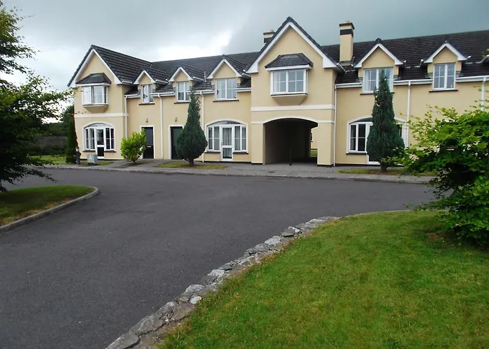 No 20 Village Nyaraló Cill Airne